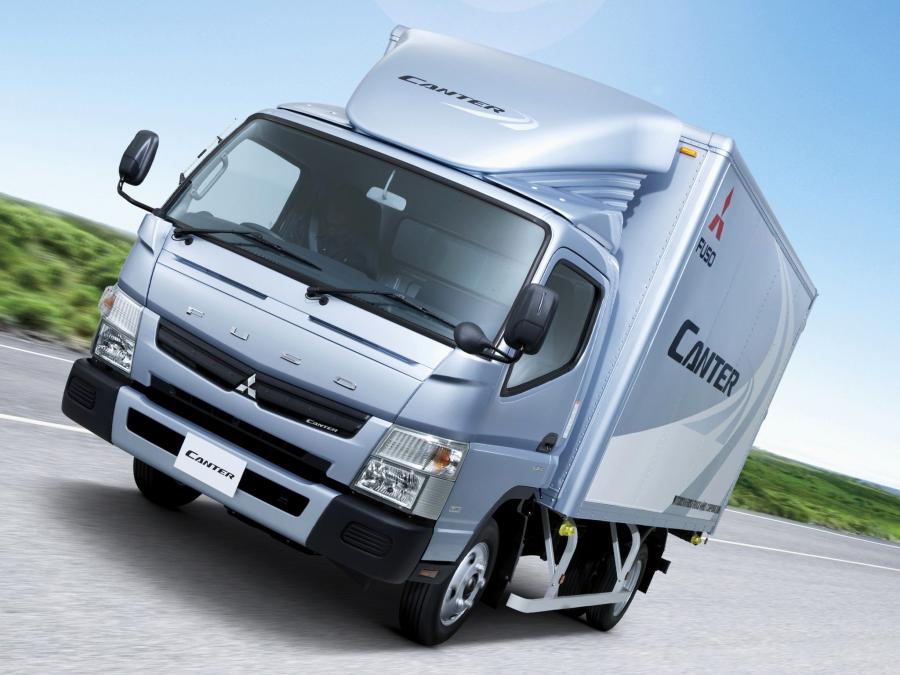 Mitsubishi Fuso Canter (JP) '2010